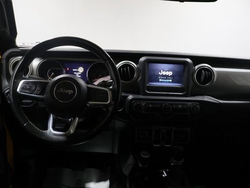 Used 2021 Jeep Wrangler Unlimited Sahara image 15