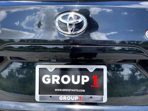 Used 2024 Toyota Corolla Cross L FWD image 10