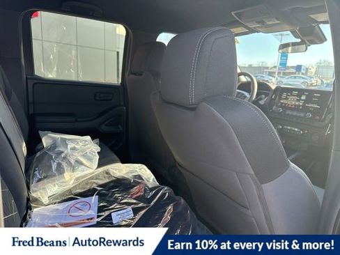 New 2026 Nissan Frontier SV w/ SV Convenience Package AWD/4WD image 16