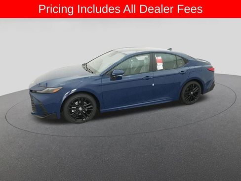 New 2026 Toyota Camry SE FWD image 2