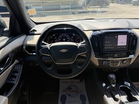 Used 2022 Chevrolet Traverse Premier w/ LPO, Blackout Package image 31