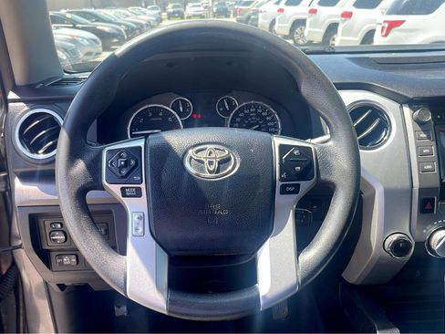 Used 2015 Toyota Tundra SR5 image 16