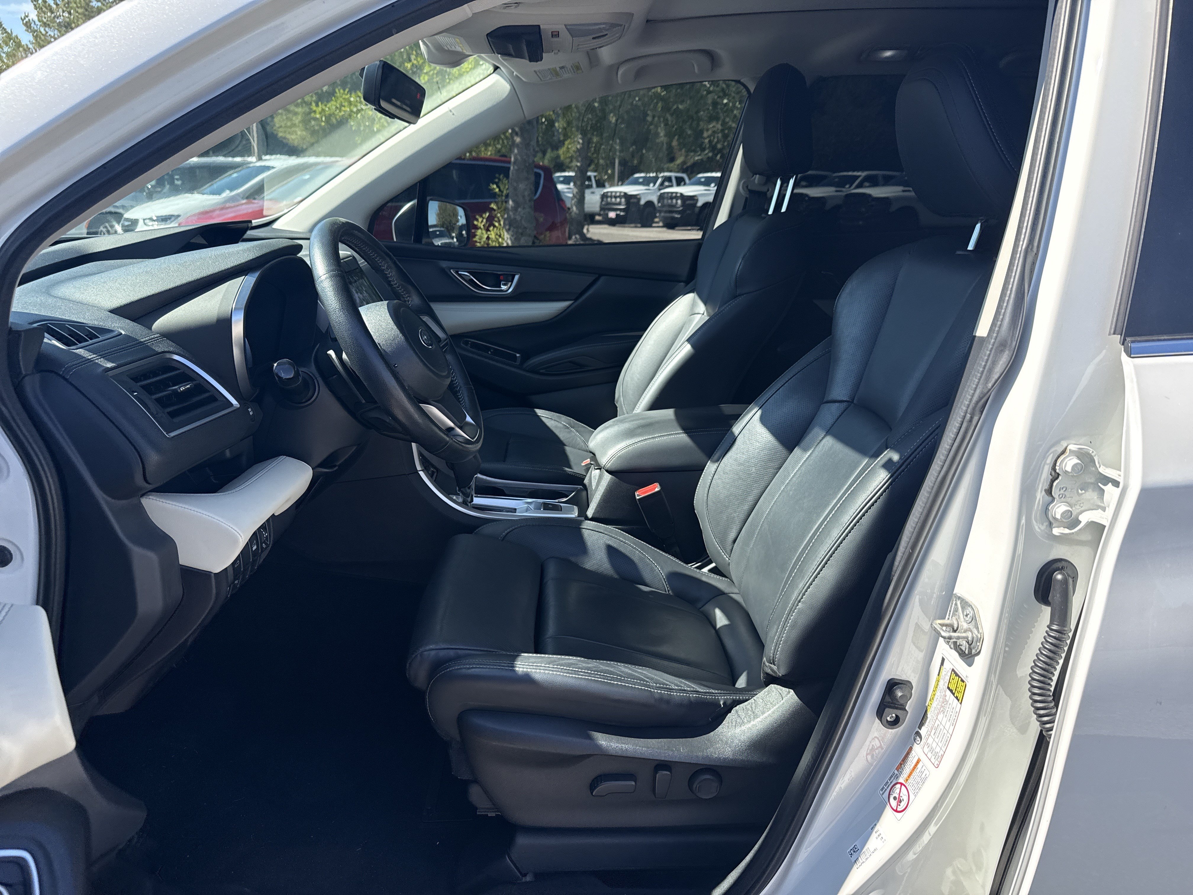 Used 2019 Subaru Ascent Limited AWD/4WD image 9