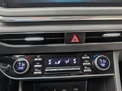 Certified 2023 Hyundai Sonata Limited FWD image 33