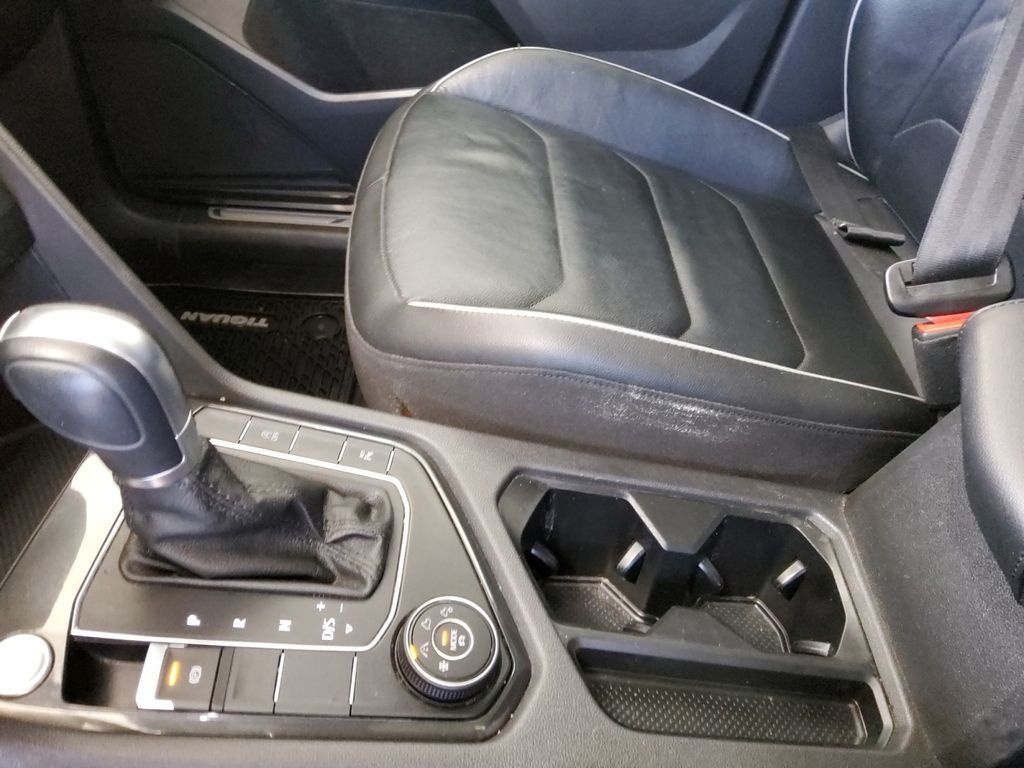 Used 2019 Volkswagen Tiguan SEL Premium R-Line AWD/4WD image 23