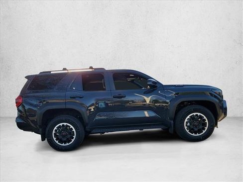 Used 2025 Toyota 4Runner Hybrid TRD Off Road image 3