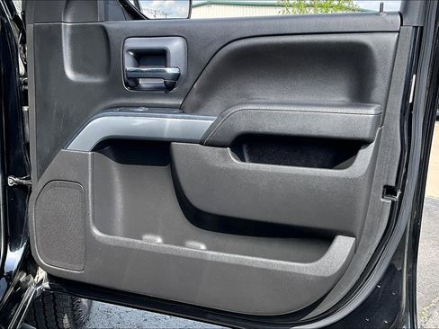 Used 2018 Chevrolet Silverado 1500 LT w/ All Star Edition image 18