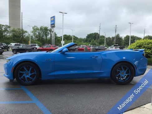 Used 2023 Chevrolet Camaro LT w/ RS Package RWD image 11