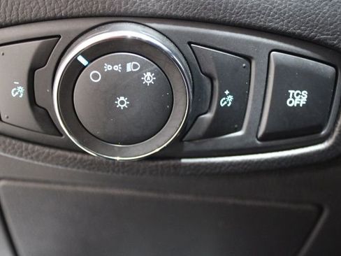 Used 2022 Ford Edge SEL image 38