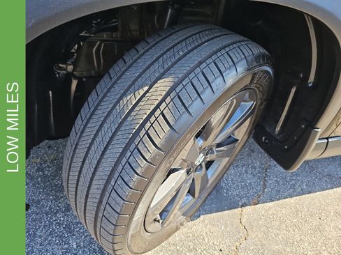 Used 2025 Honda Pilot Sport image 36