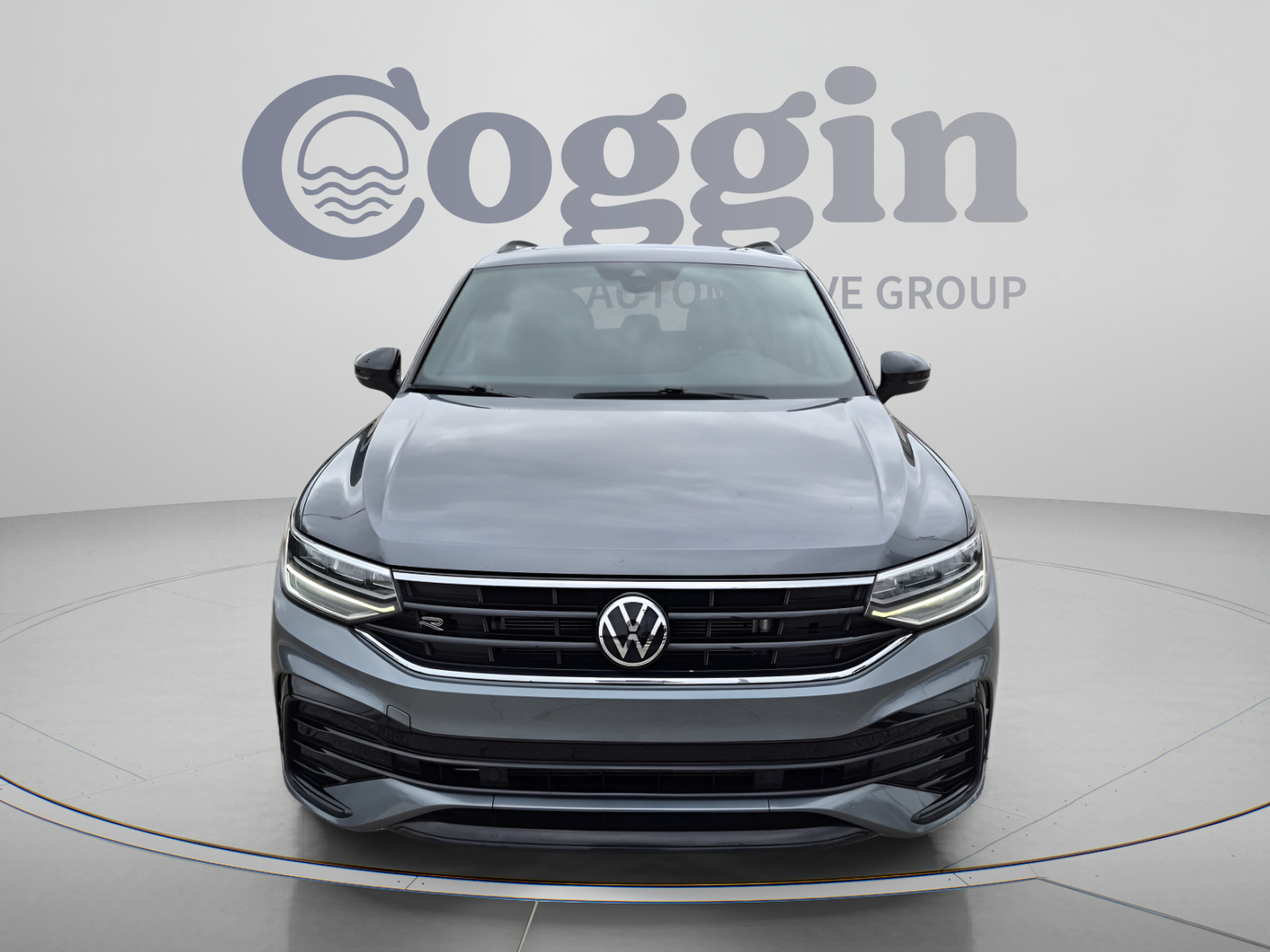 Used 2022 Volkswagen Tiguan SE R-Line FWD image 9