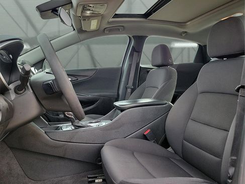 Used 2023 Chevrolet Malibu LT image 12