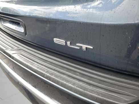 Used 2021 GMC Yukon SLT w/ SLT Premium Package image 7