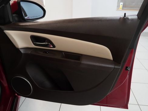 Used 2012 Chevrolet Cruze LT w/ RS Package image 32