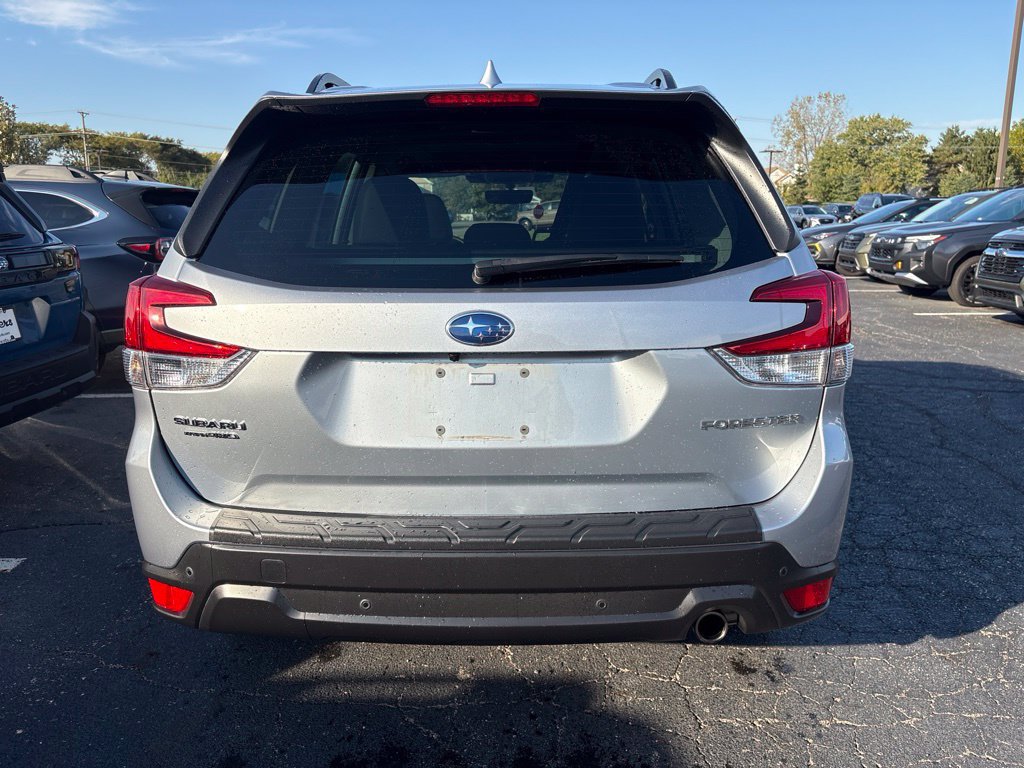 Used 2023 Subaru Forester Limited AWD/4WD image 4