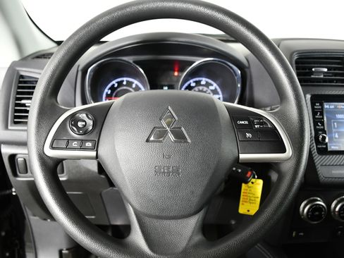 Used 2025 Mitsubishi Outlander Sport ES image 19