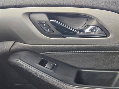 Used 2023 Chevrolet Traverse LT w/ LPO, Floor Liner Package AWD/4WD image 13