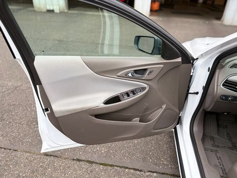 Used 2020 Chevrolet Malibu LS FWD image 7