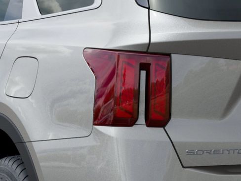 New 2026 Kia Sorento S AWD/4WD image 12