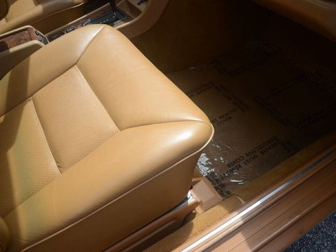 Used 1991 Mercedes-Benz 560 SEL image 15