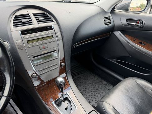 Used 2010 Lexus ES 350 FWD image 19