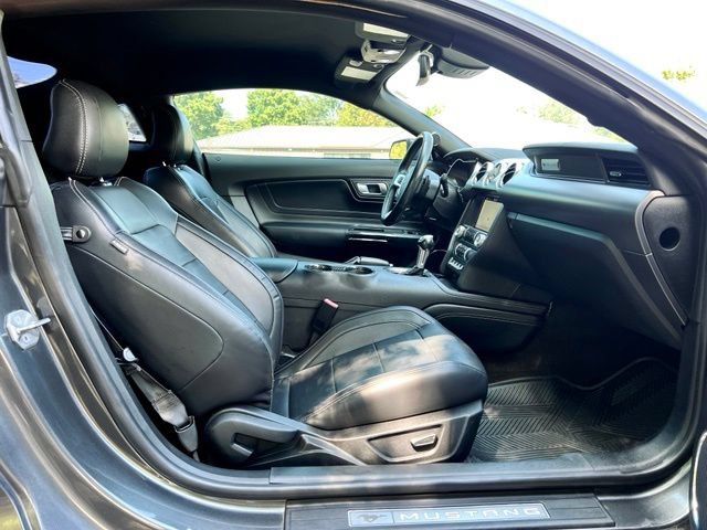Used 2018 Ford Mustang GT Premium w/ Equipment Group 401A RWD image 22
