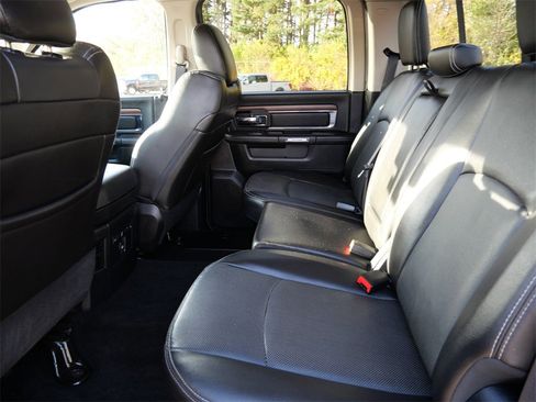 Used 2016 RAM 1500 Laramie w/ Convenience Group image 11