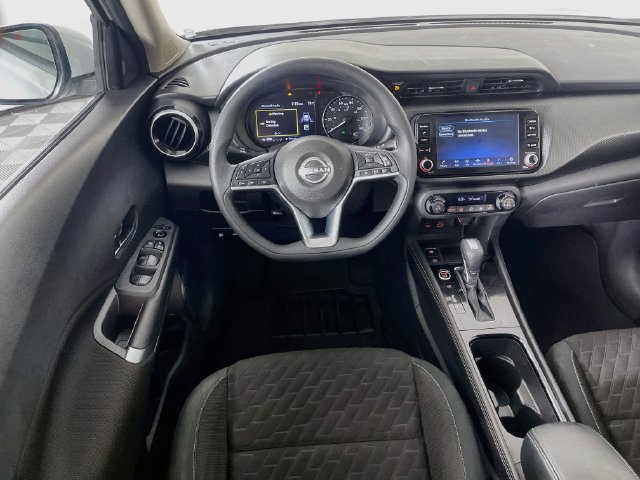 Used 2022 Nissan Kicks SV FWD image 21