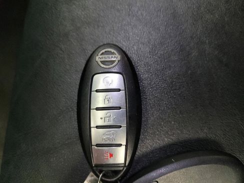 Used 2020 Nissan Armada SL w/ Premium Package RWD image 32