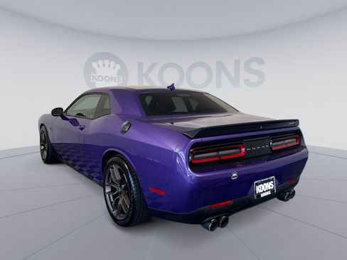 Used 2023 Dodge Challenger SRT Hellcat RWD image 4