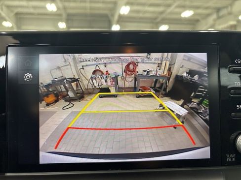 Certified 2024 Kia Seltos LX image 20