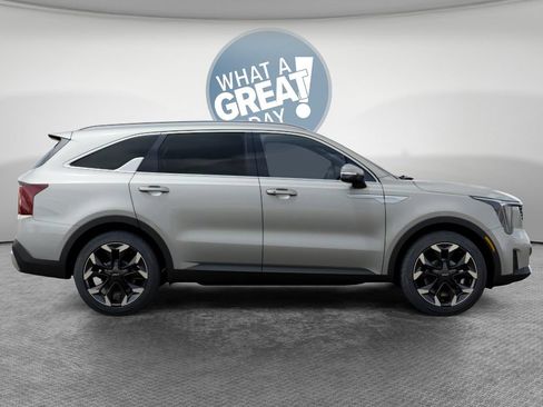 New 2026 Kia Sorento EX AWD/4WD image 7