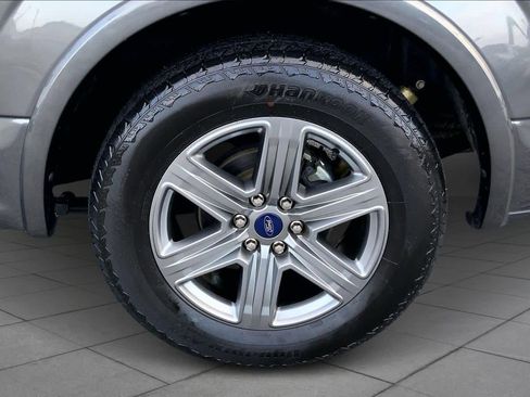 Used 2019 Ford F150 Lariat w/ Equipment Group 502A Luxury image 9