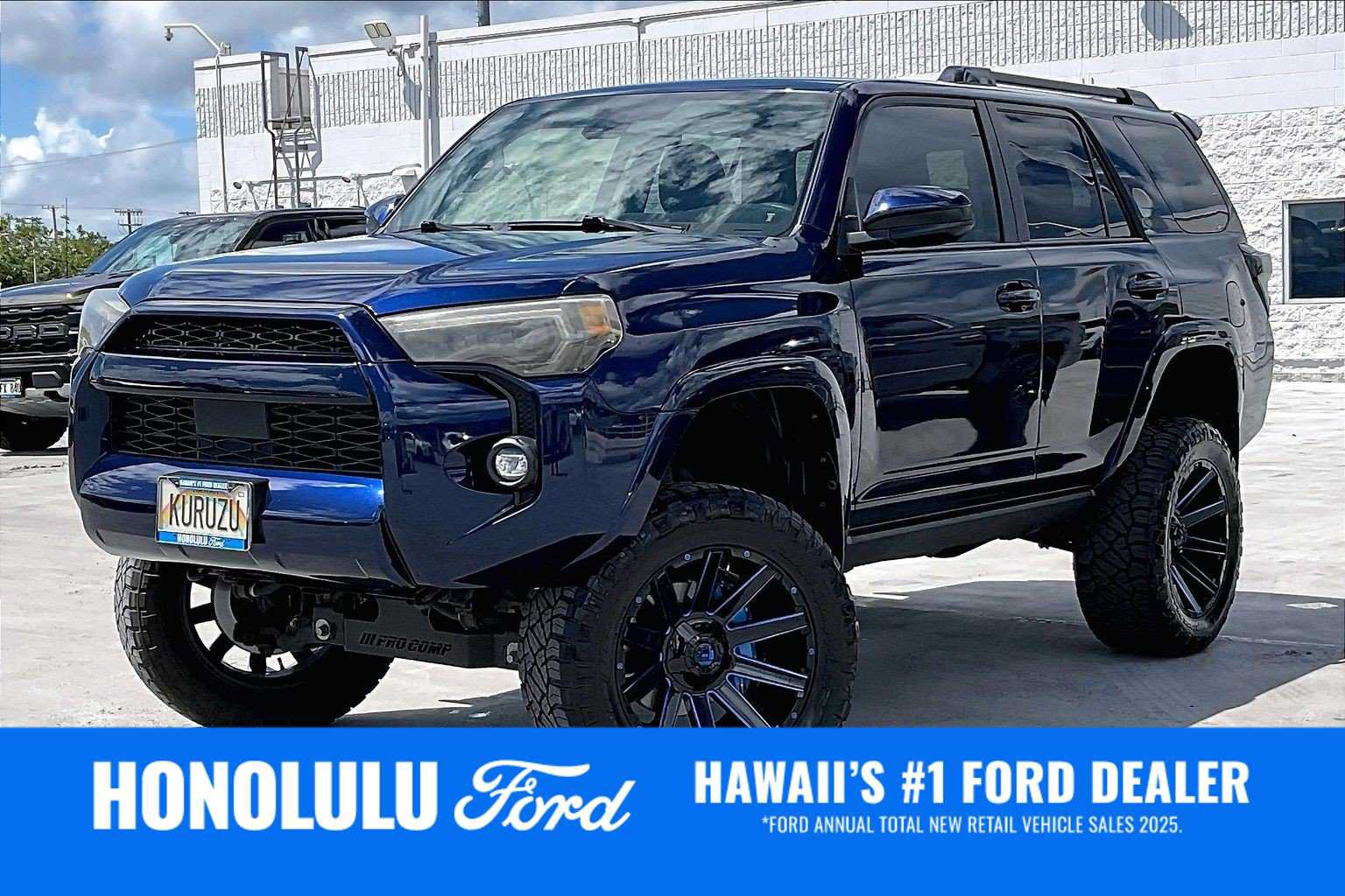 Used 2021 Toyota 4Runner SR5 AWD/4WD image 1
