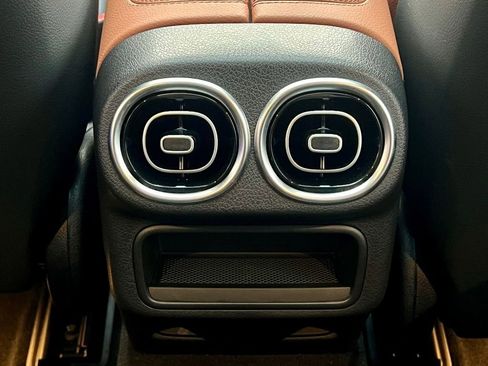 Certified 2026 Mercedes-Benz GLC 300 4MATIC image 26