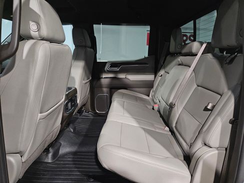 Used 2023 GMC Sierra 1500 SLT w/ SLT Premium Plus Package image 36