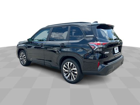 Used 2026 Subaru Forester Touring AWD/4WD image 7