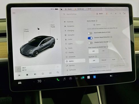 Used 2018 Tesla Model 3 Long Range RWD image 38