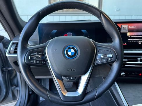 Used 2023 BMW i4 eDrive35 w/ Premium Package image 35