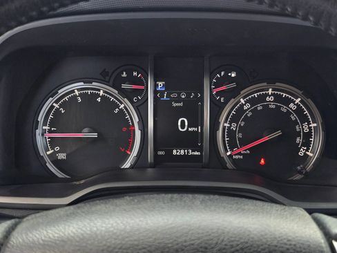 Used 2020 Toyota 4Runner TRD Off-Road Premium AWD/4WD image 13