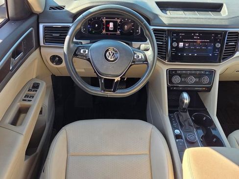 Used 2020 Volkswagen Atlas SEL image 7