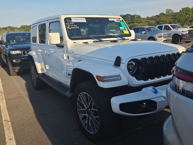 Used 2024 Jeep Wrangler High Altitude AWD/4WD image 1