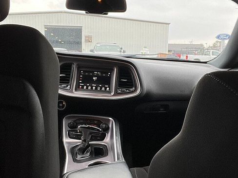 Used 2022 Dodge Challenger GT image 14