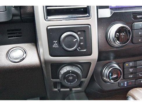 Certified 2020 Ford F150 King Ranch w/ Equipment Group 601A Luxury AWD/4WD image 23