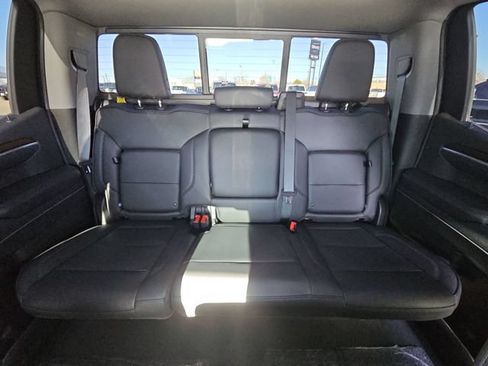Used 2026 GMC Sierra 1500 Denali w/ Denali Reserve Package AWD/4WD image 27