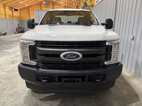 Used 2019 Ford F250 XL w/ Snow Plow Prep Package AWD/4WD image 7