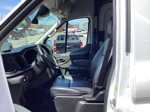 Used 2024 Ford Transit 250 148 High Roof RWD image 12