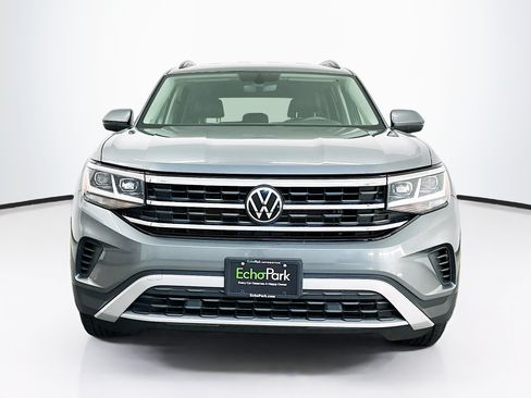 Used 2023 Volkswagen Atlas SE AWD/4WD image 2