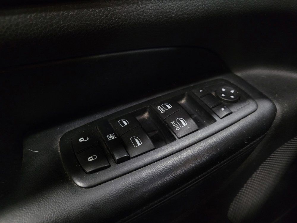 Used 2016 Jeep Grand Cherokee Laredo w/ Quick Order Package 23E AWD/4WD image 27