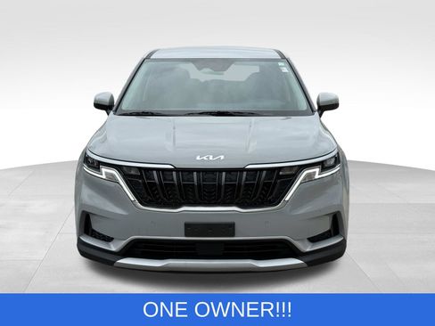 Used 2024 Kia Carnival EX FWD image 14